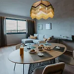 Petit Luxe Volta Atic Apartment *