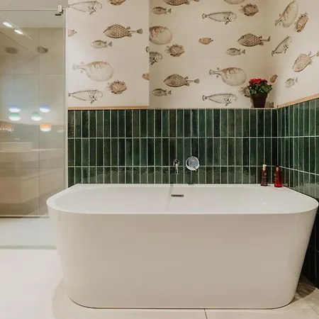 Petit Luxe Volta Atic Lägenhet *