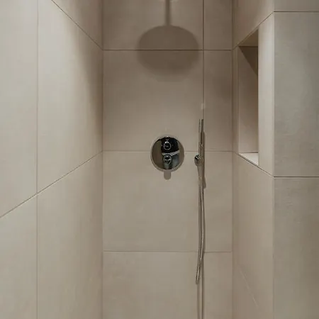 Lägenhet Petit Luxe Volta Atic *